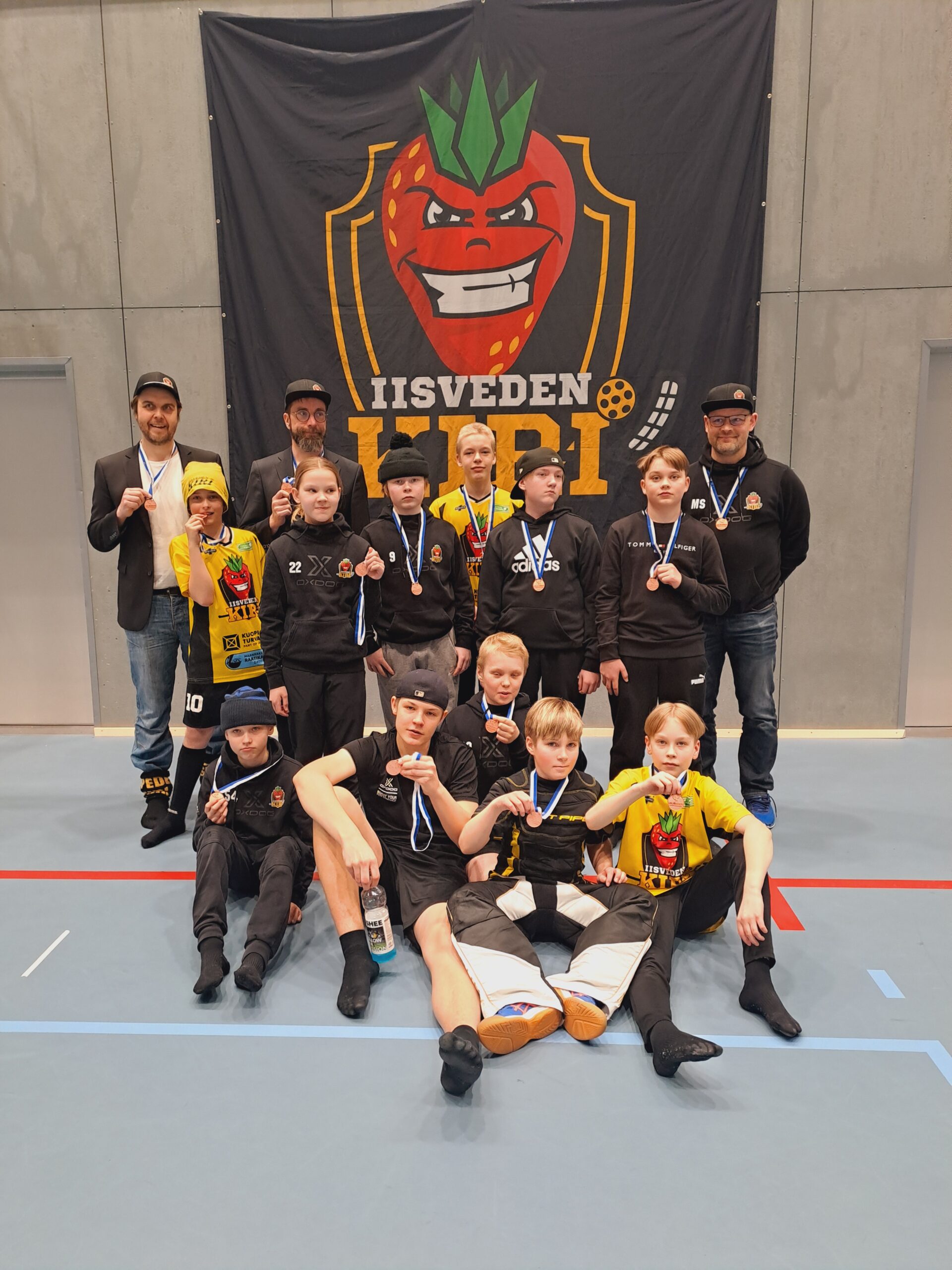 IisKi P13 voitti pronssia